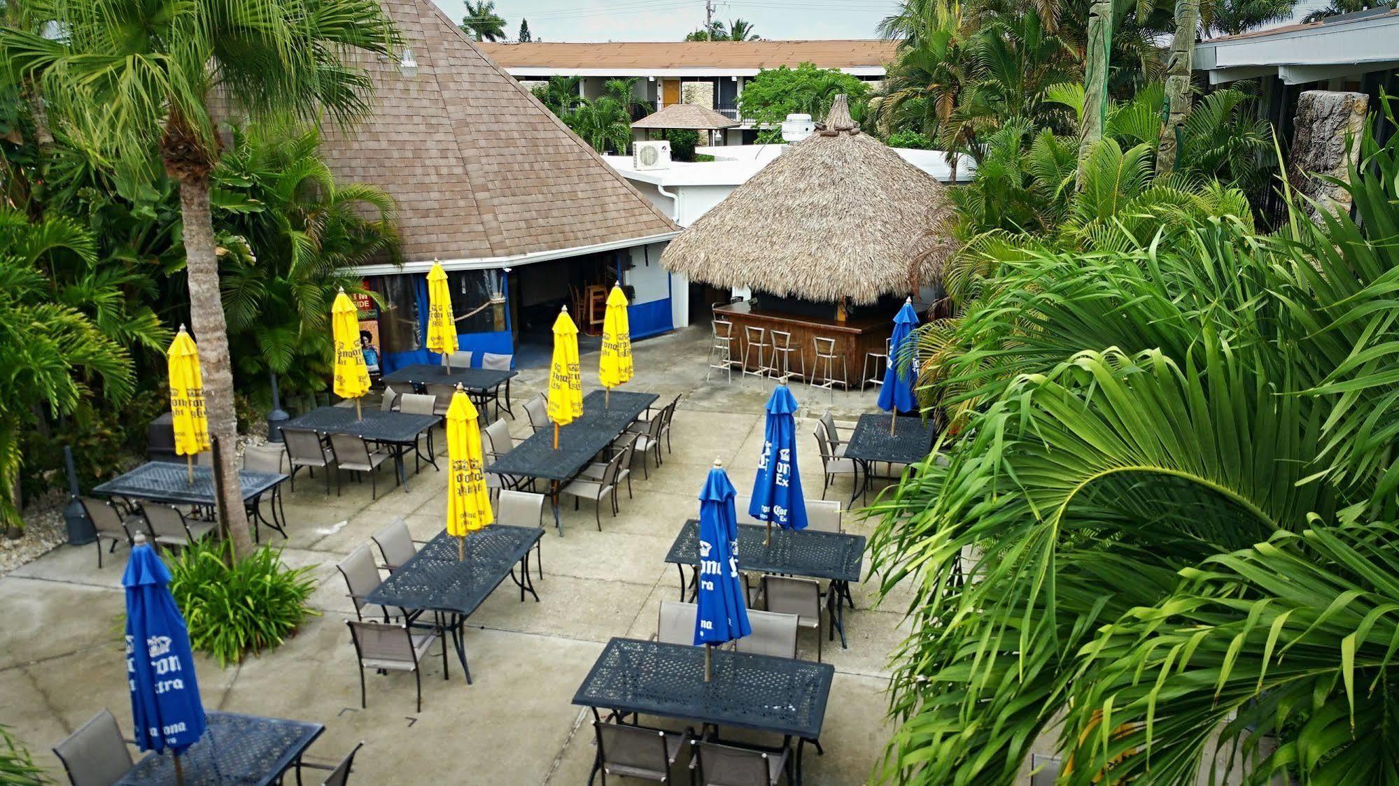 Dolphin Key - Resort Cape Coral